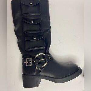 Black leather boots great condition.